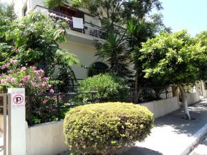 Apartment in the centre of Lakki
